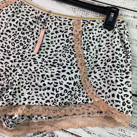 VICTORIA SECRET SIZE L PINK GOLD LACE LEOPARD SHORTS SEXY SLEEP UNDERWEAR - Picture 6 of 11